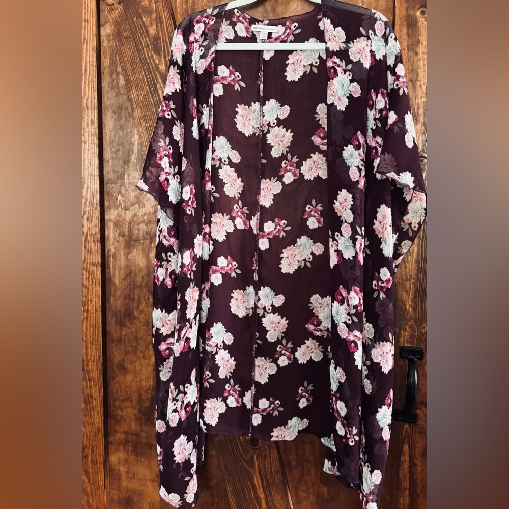American Eagle Outfitters Plum Floral Sheer Kimono